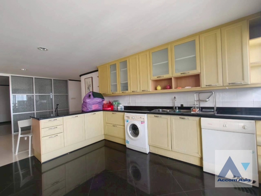 11  3 br Condominium For Sale in Sukhumvit ,Bangkok BTS Ekkamai at Casa Viva AA44496