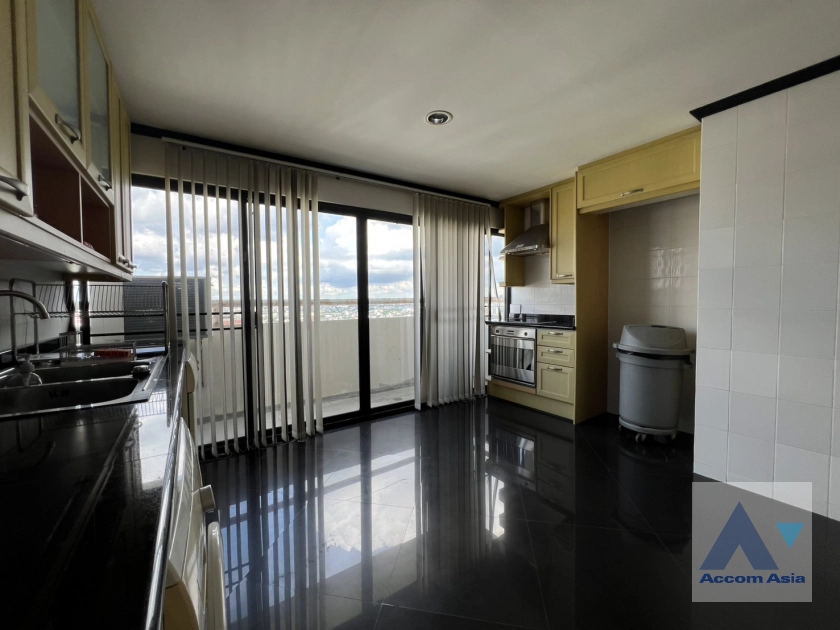 9  3 br Condominium For Sale in Sukhumvit ,Bangkok BTS Ekkamai at Casa Viva AA44496
