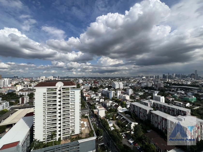 30  3 br Condominium For Sale in Sukhumvit ,Bangkok BTS Ekkamai at Casa Viva AA44496