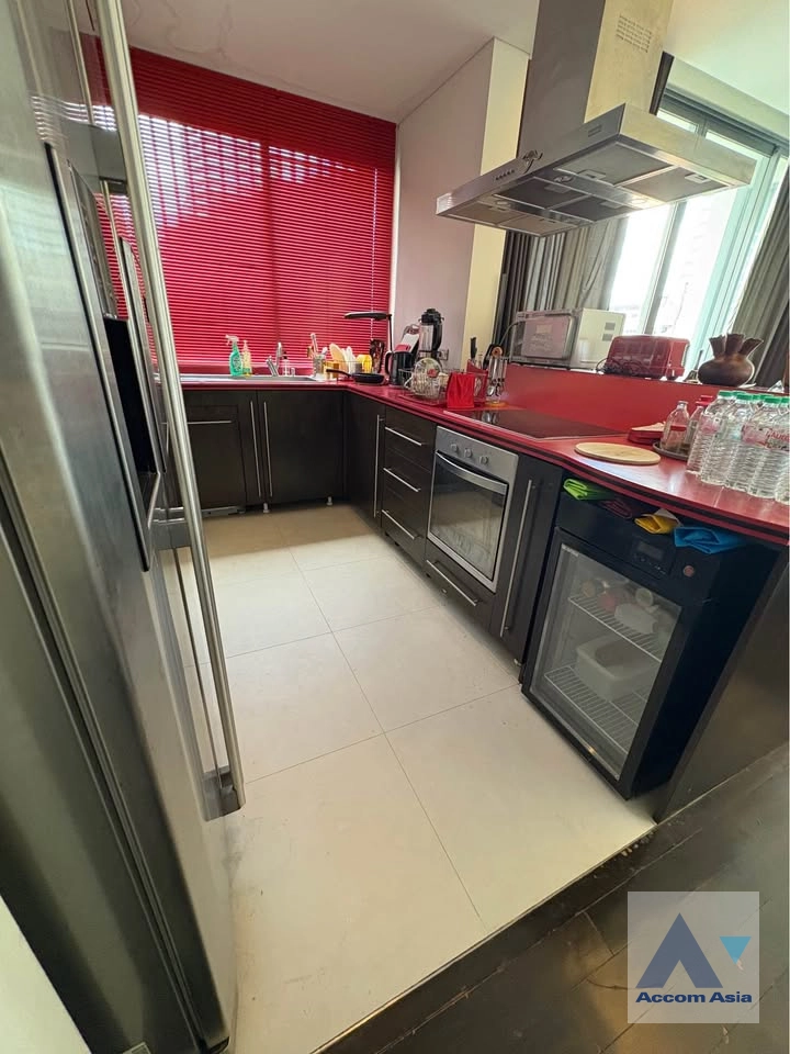 7  2 br Condominium For Sale in Sukhumvit ,Bangkok BTS Asok - MRT Sukhumvit at Domus 16 AA44503