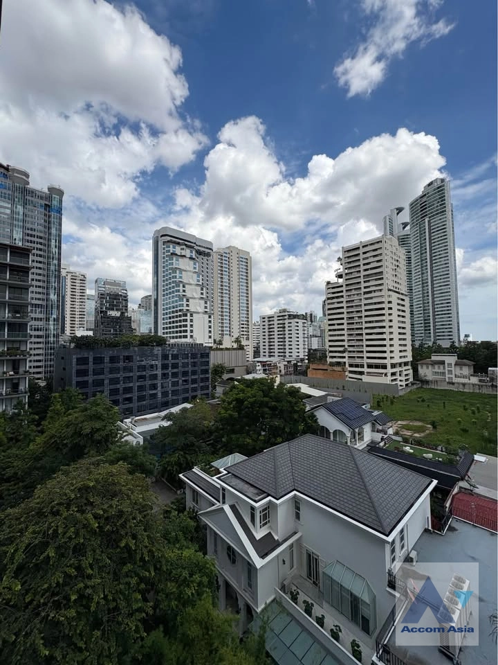 14  2 br Condominium For Sale in Sukhumvit ,Bangkok BTS Asok - MRT Sukhumvit at Domus 16 AA44503