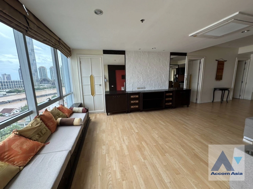 unit 2 Bedrooms  Condominium For Rent in Charoen Nakhon, Bangkok  near BTS Krung Thon Buri (AA44508)