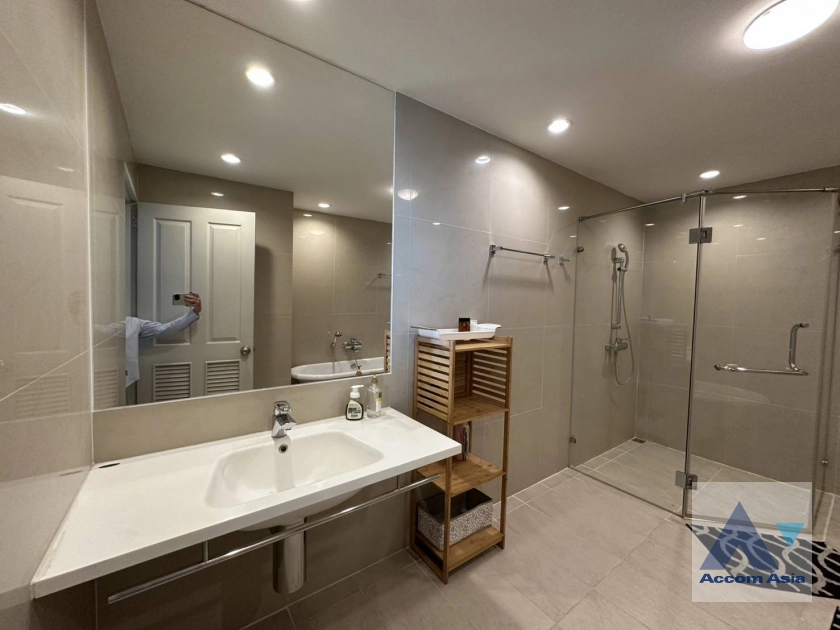 23  2 br Condominium For Rent in Charoen Nakhon ,Bangkok BTS Krung Thon Buri at Baan Sathorn Chaophraya AA44509