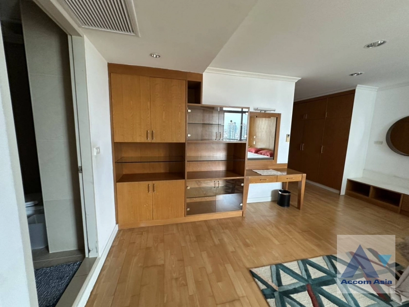 18  2 br Condominium For Rent in Charoen Nakhon ,Bangkok BTS Krung Thon Buri at Baan Sathorn Chaophraya AA44509