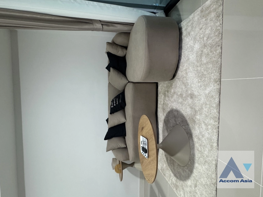  1  3 br Townhouse for rent and sale in Samutprakan ,Samutprakan  at House AA44510