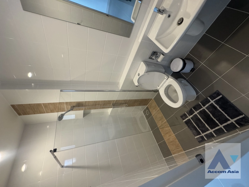 10  3 br Townhouse for rent and sale in Samutprakan ,Samutprakan  at House AA44510