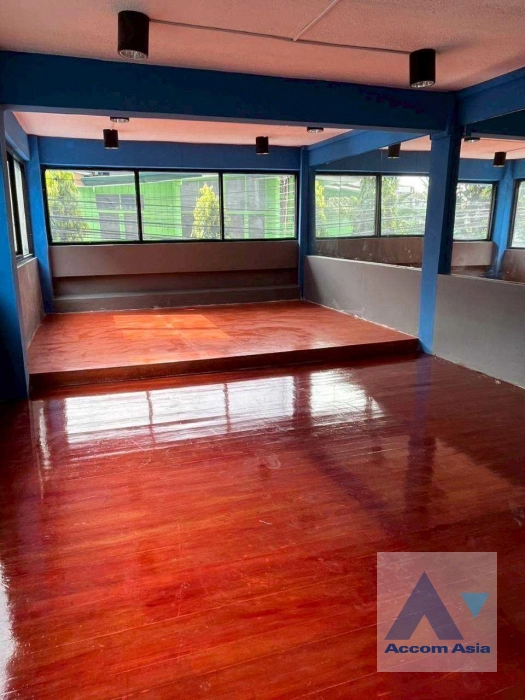 5  4 br Townhouse for rent and sale in Sukhumvit ,Bangkok BTS Bang Chak AA44513