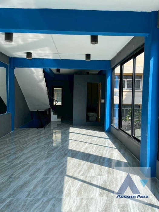 unitHome Office |  4 Bedrooms  Townhouse For Rent & Sale in Sukhumvit, Bangkok  near BTS Bang Chak (AA44513)