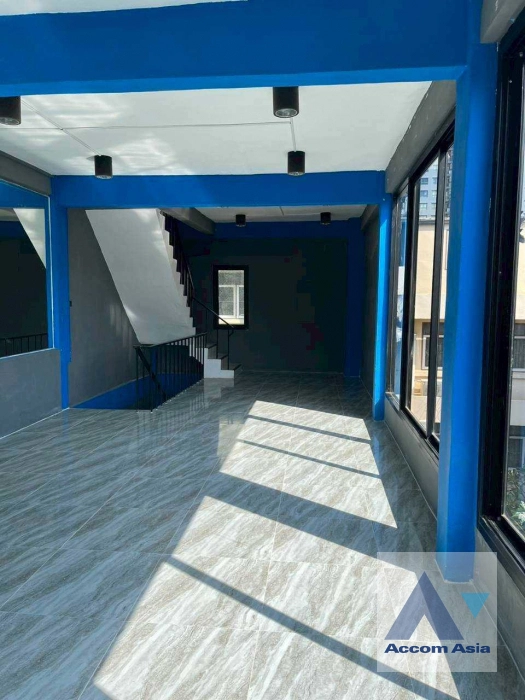 14  4 br Townhouse for rent and sale in Sukhumvit ,Bangkok BTS Bang Chak AA44513