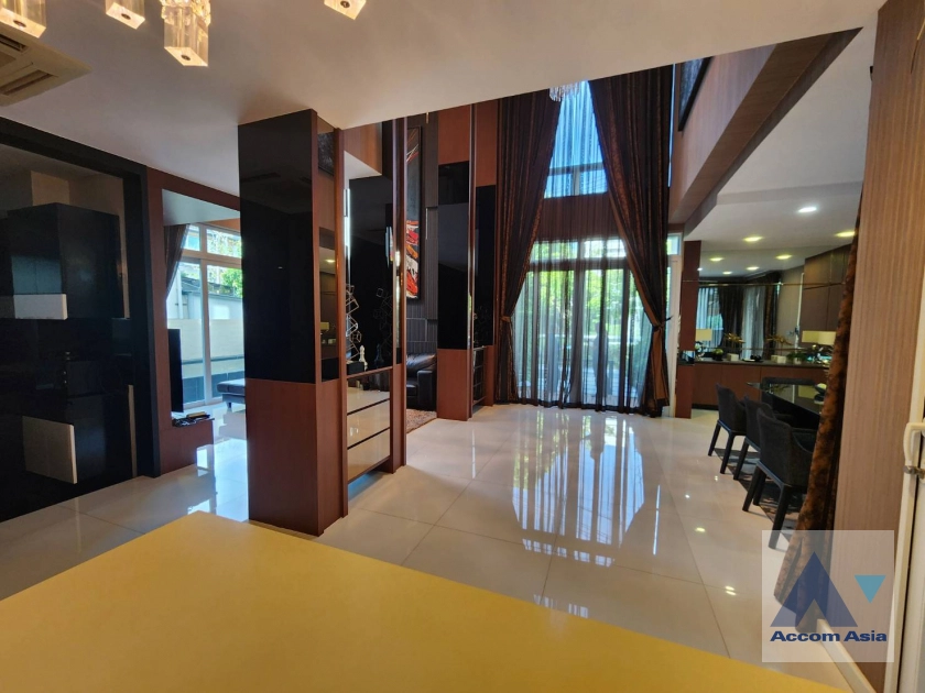 7  4 br House for rent and sale in Lat Phrao ,Bangkok MRT Lat Phrao at The Gallery House Pattern AA44514