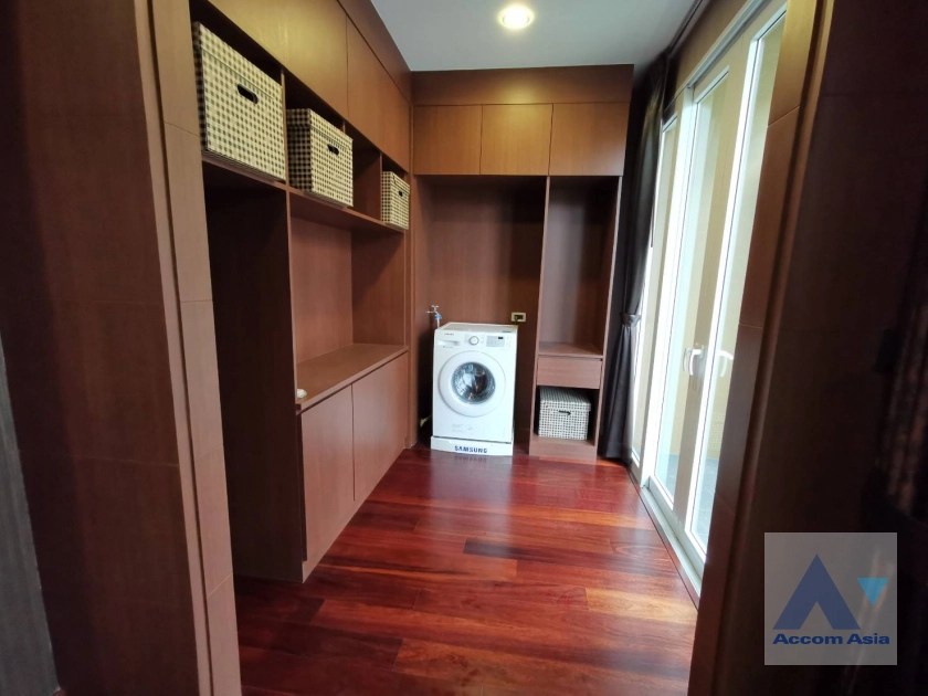 27  4 br House for rent and sale in Lat Phrao ,Bangkok MRT Lat Phrao at The Gallery House Pattern AA44514