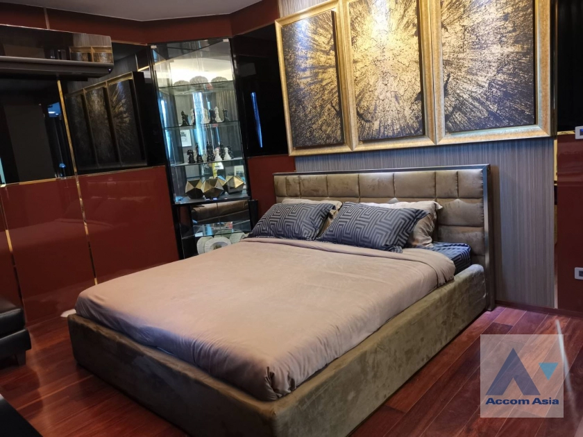 20  4 br House for rent and sale in Lat Phrao ,Bangkok MRT Lat Phrao at The Gallery House Pattern AA44514