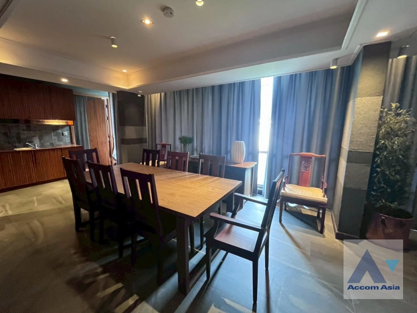6  2 br Apartment For Rent in Ploenchit ,Bangkok BTS Ratchadamri at Chic Style AA44517