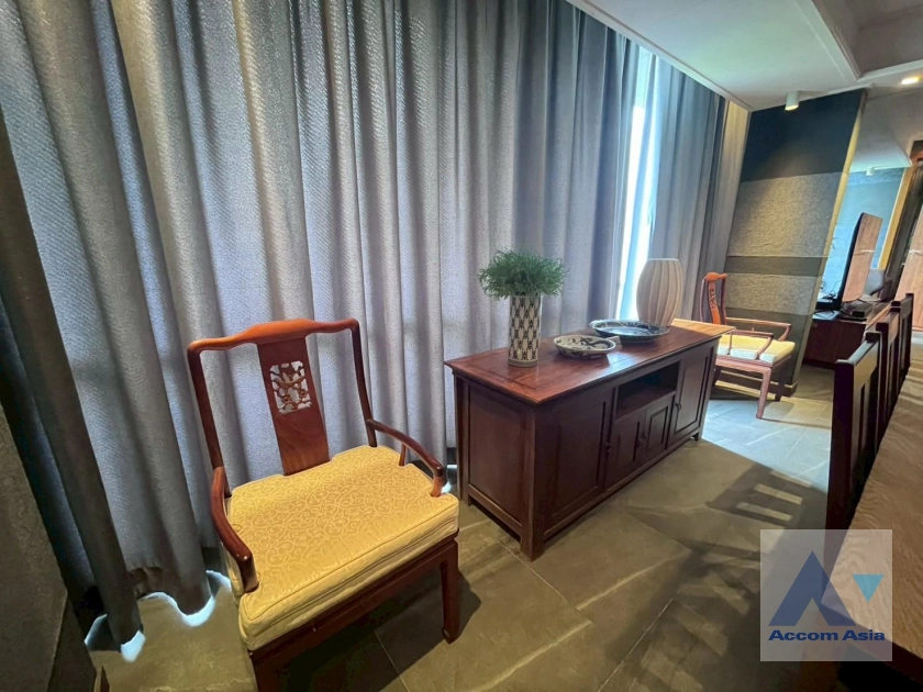9  2 br Apartment For Rent in Ploenchit ,Bangkok BTS Ratchadamri at Chic Style AA44517