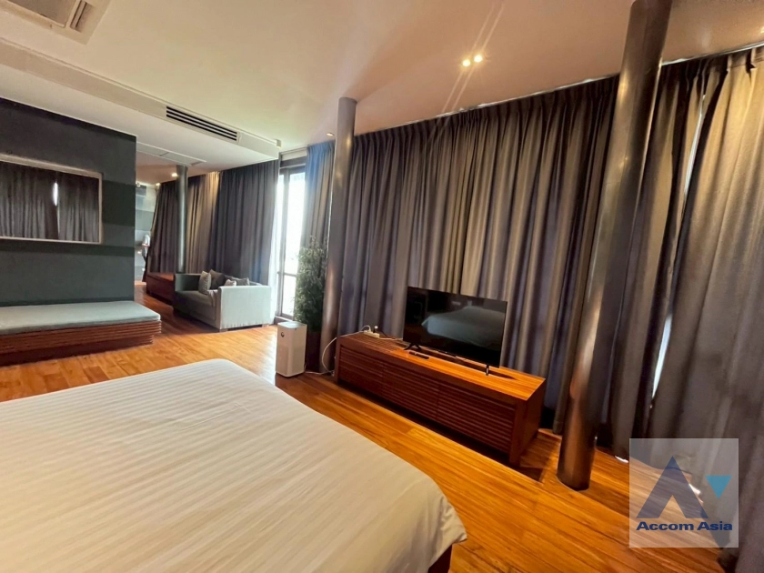 17  2 br Apartment For Rent in Ploenchit ,Bangkok BTS Ratchadamri at Chic Style AA44517