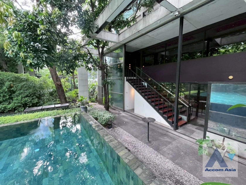 27  2 br Apartment For Rent in Ploenchit ,Bangkok BTS Ratchadamri at Chic Style AA44517