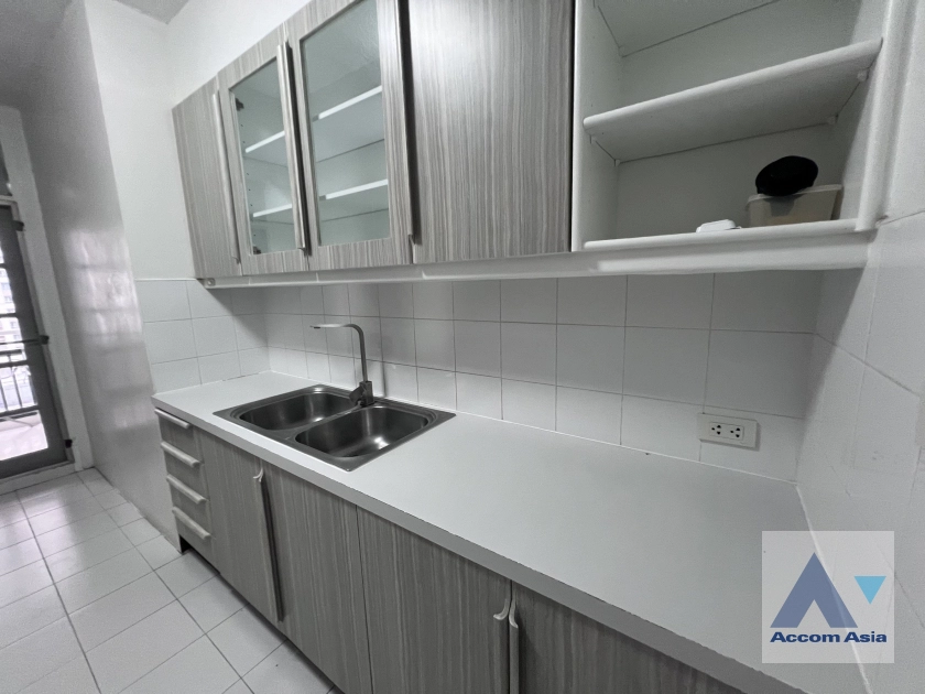 8  3 br Apartment for rent and sale in Ploenchit ,Bangkok BTS Chitlom at Heart of Langsuan - Privacy AA44519