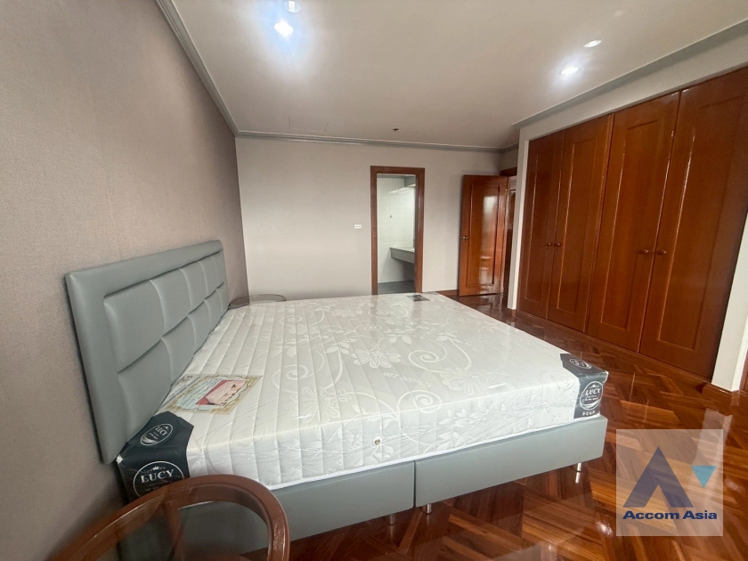7  3 br Apartment for rent and sale in Sukhumvit ,Bangkok BTS Ekkamai at Panoramic view on balcony AA44520