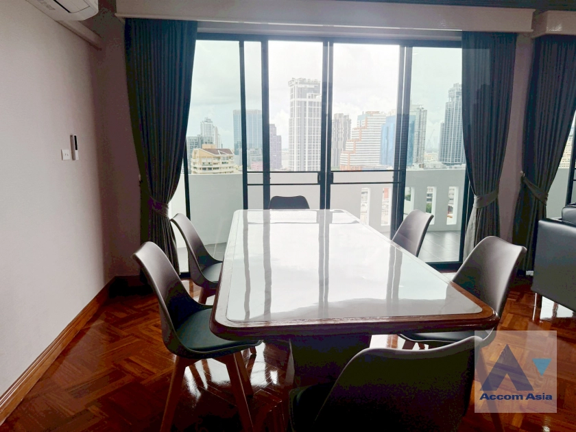  1  3 br Apartment for rent and sale in Sukhumvit ,Bangkok BTS Ekkamai at Panoramic view on balcony AA44520