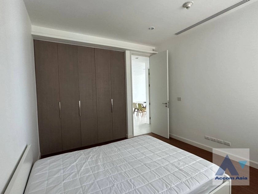 20  2 br Condominium for rent and sale in Ploenchit ,Bangkok BTS Ratchadamri - MRT Silom at 185 Rajadamri AA44523