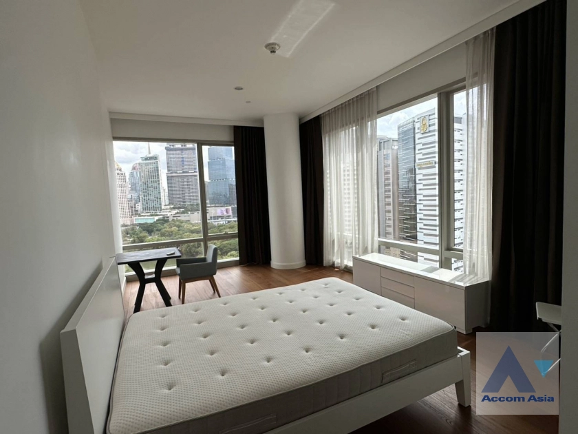 11  2 br Condominium for rent and sale in Ploenchit ,Bangkok BTS Ratchadamri - MRT Silom at 185 Rajadamri AA44523