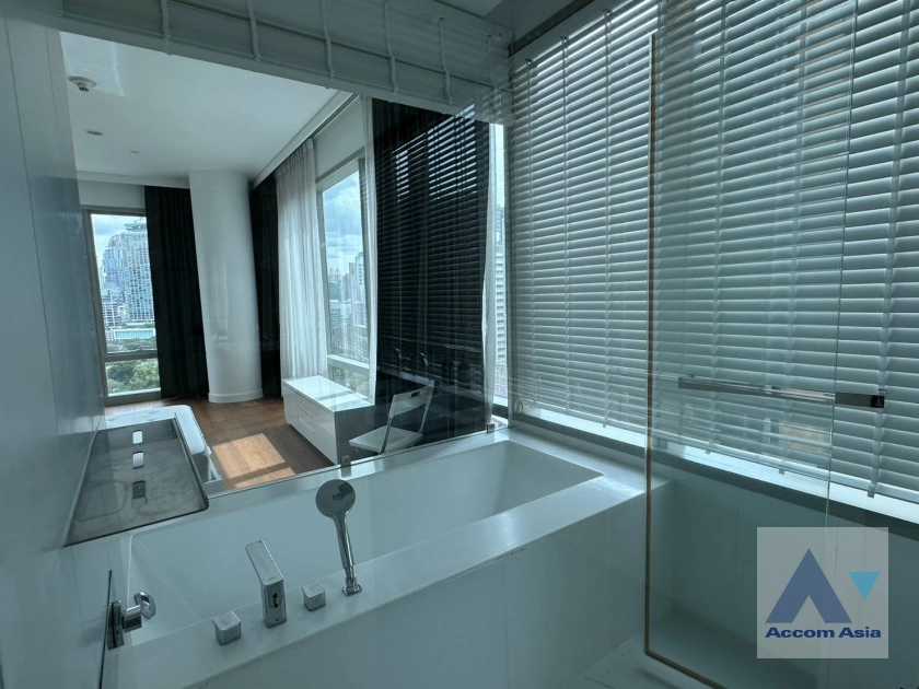 14  2 br Condominium for rent and sale in Ploenchit ,Bangkok BTS Ratchadamri - MRT Silom at 185 Rajadamri AA44523