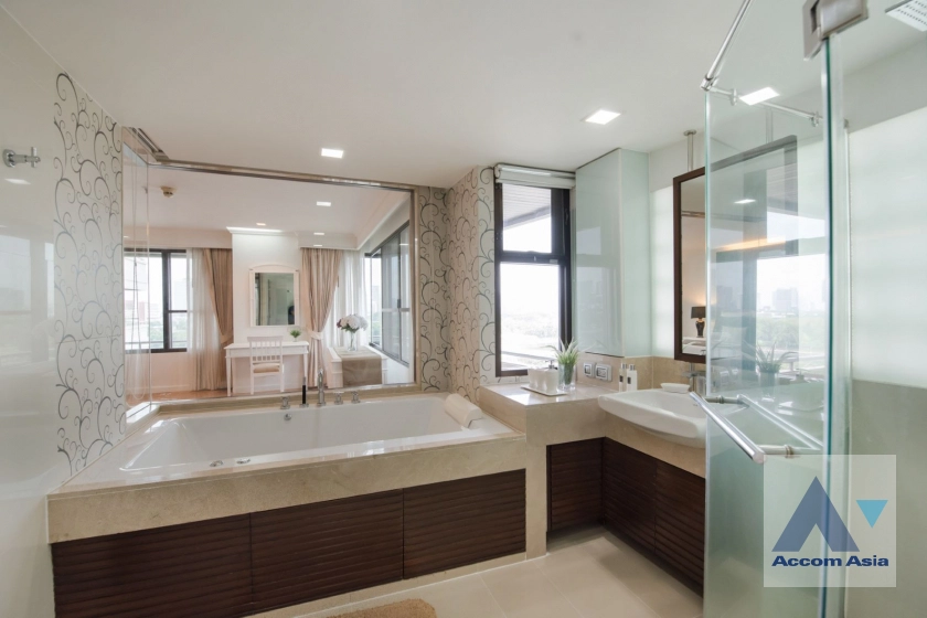 9  4 br Apartment for rent and sale in Sukhumvit ,Bangkok BTS Asok - MRT Sukhumvit at Warm Family Atmosphere AA44532