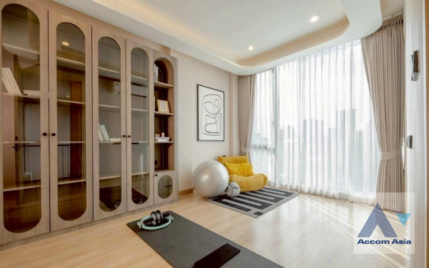 15  3 br House For Sale in Phaholyothin ,Bangkok BTS Sanam Pao at SCAPE ARI AA44534