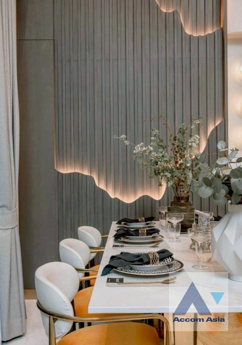 5  3 br House For Sale in Phaholyothin ,Bangkok BTS Sanam Pao at SCAPE ARI AA44534