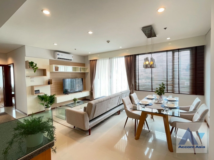  Villa Sathorn Condominium  2 Bedroom for Rent BTS Krung Thon Buri in Charoennakhon Bangkok