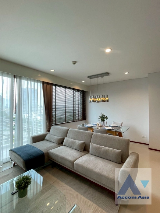 unit 2 Bedrooms  Condominium For Rent in Charoen Nakhon, Bangkok  near BTS Krung Thon Buri (AA44535)