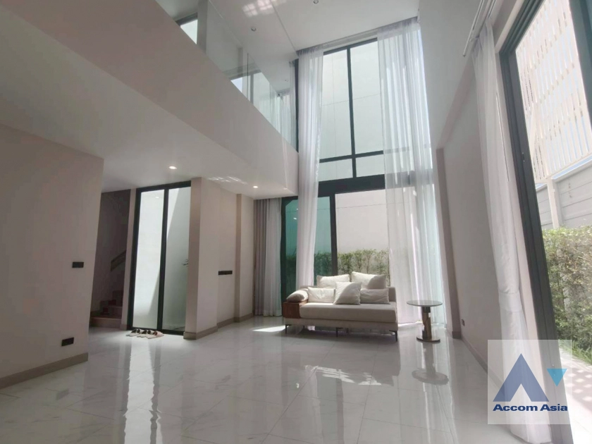 5  3 br House For Sale in Phaholyothin ,Bangkok BTS Sanam Pao at SCAPE ARI AA44537