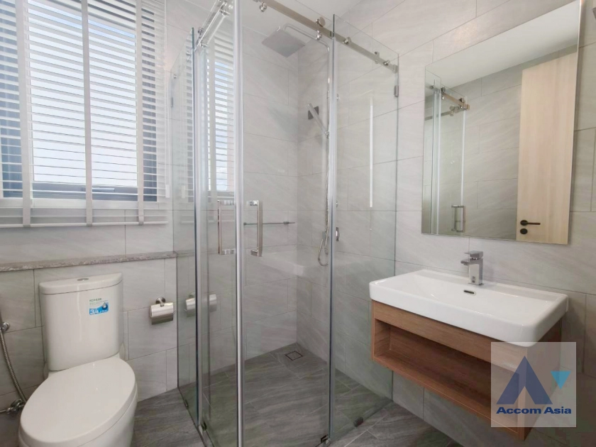 22  3 br House For Sale in Phaholyothin ,Bangkok BTS Sanam Pao at SCAPE ARI AA44537