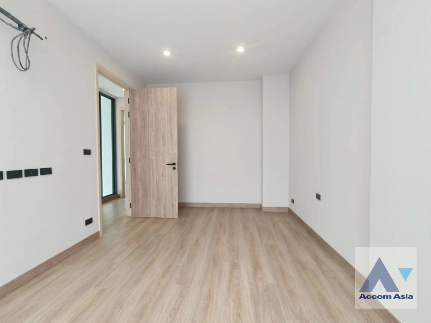 24  3 br House For Sale in Phaholyothin ,Bangkok BTS Sanam Pao at SCAPE ARI AA44537