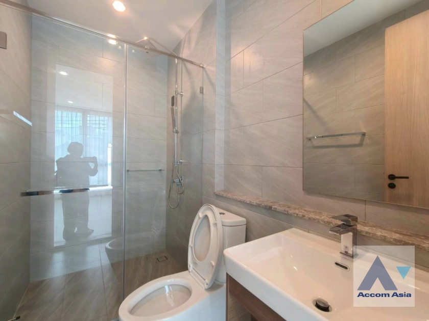 29  3 br House For Sale in Phaholyothin ,Bangkok BTS Sanam Pao at SCAPE ARI AA44537