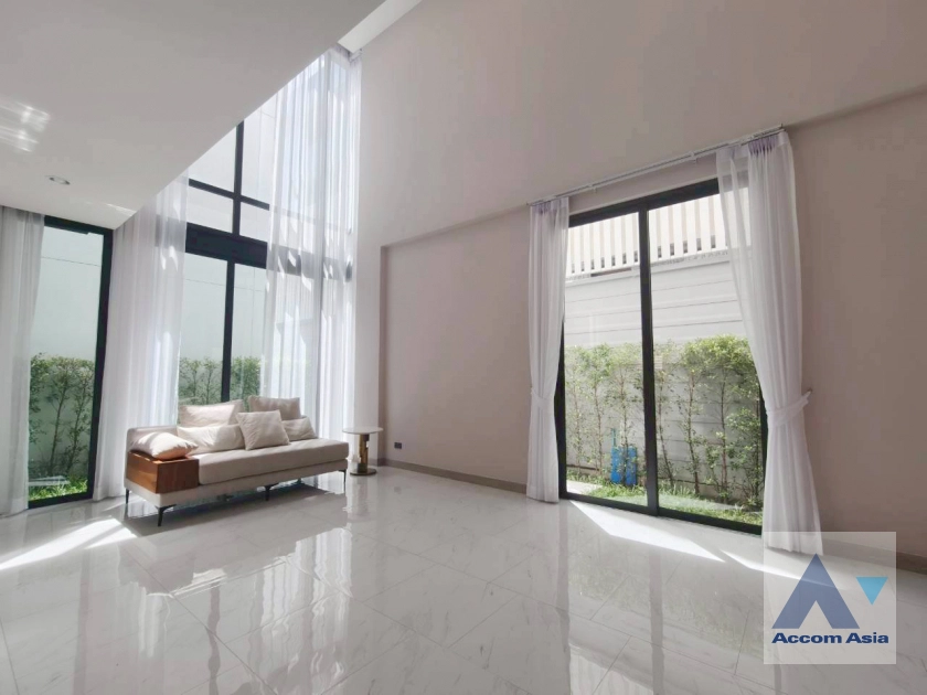 4  3 br House For Sale in Phaholyothin ,Bangkok BTS Sanam Pao at SCAPE ARI AA44537