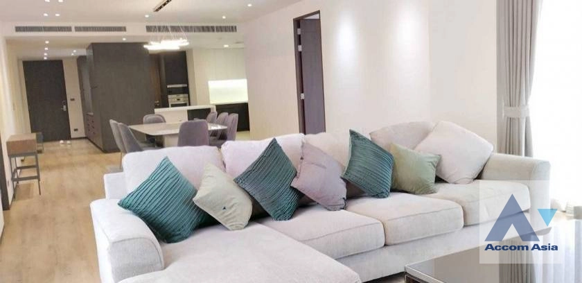  2  4 br Apartment For Rent in Sukhumvit ,Bangkok BTS Phrom Phong at Modern Brand New Apartment AA44538