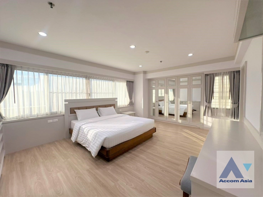 8  3 br Apartment for rent and sale in Sukhumvit ,Bangkok BTS Phrom Phong at High quality of living AA44542