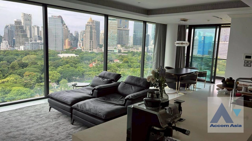 unit 2 Bedrooms  Condominium For Rent in Ploenchit, Bangkok  near BTS Ploenchit (AA44546)