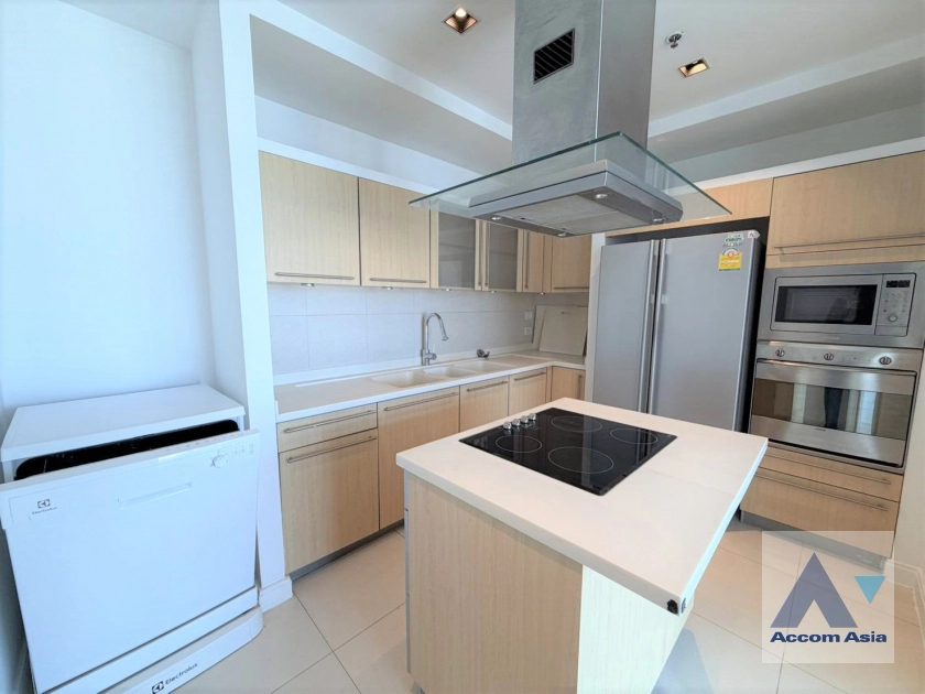 5  4 br Condominium for rent and sale in Ploenchit ,Bangkok BTS Ploenchit at Athenee Residence AA44547