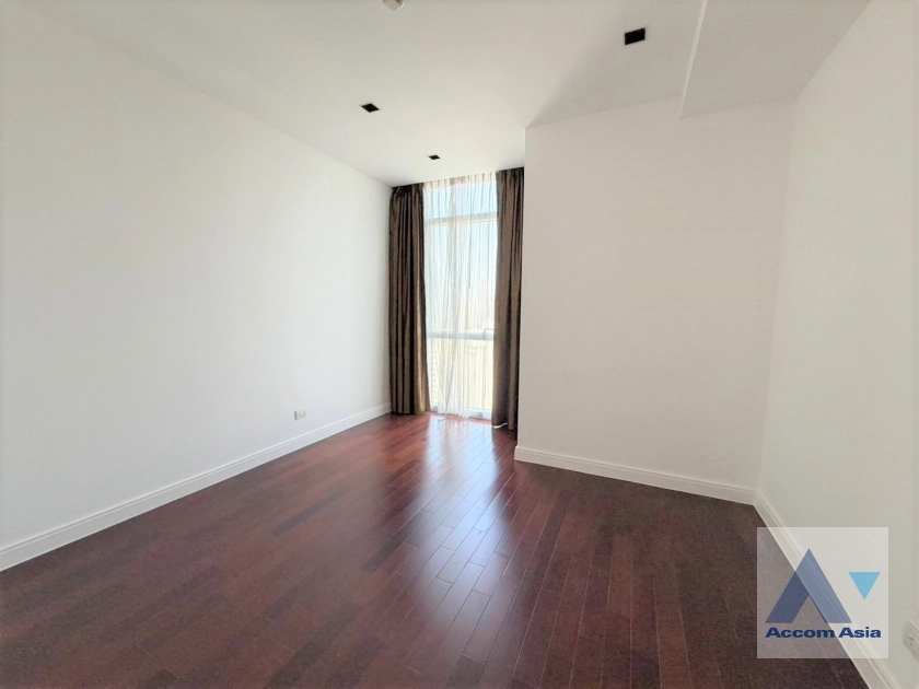7  4 br Condominium for rent and sale in Ploenchit ,Bangkok BTS Ploenchit at Athenee Residence AA44547