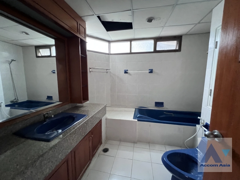 14  3 br Apartment for rent and sale in Sukhumvit ,Bangkok BTS Asok - MRT Sukhumvit at Suite For Family AA44548