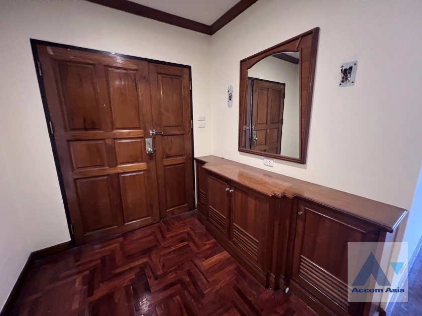 12  3 br Apartment for rent and sale in Sukhumvit ,Bangkok BTS Asok - MRT Sukhumvit at Suite For Family AA44548