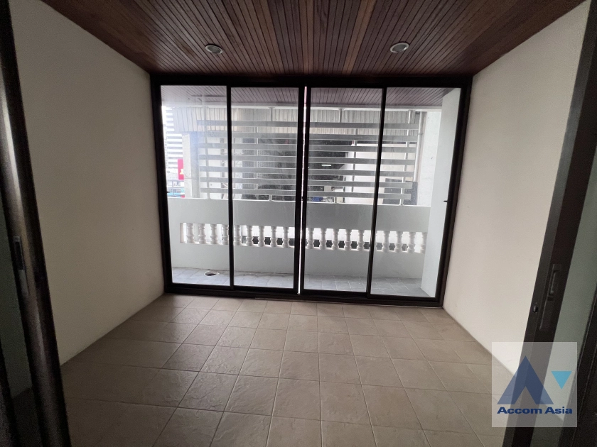 13  3 br Apartment for rent and sale in Sukhumvit ,Bangkok BTS Asok - MRT Sukhumvit at Suite For Family AA44548