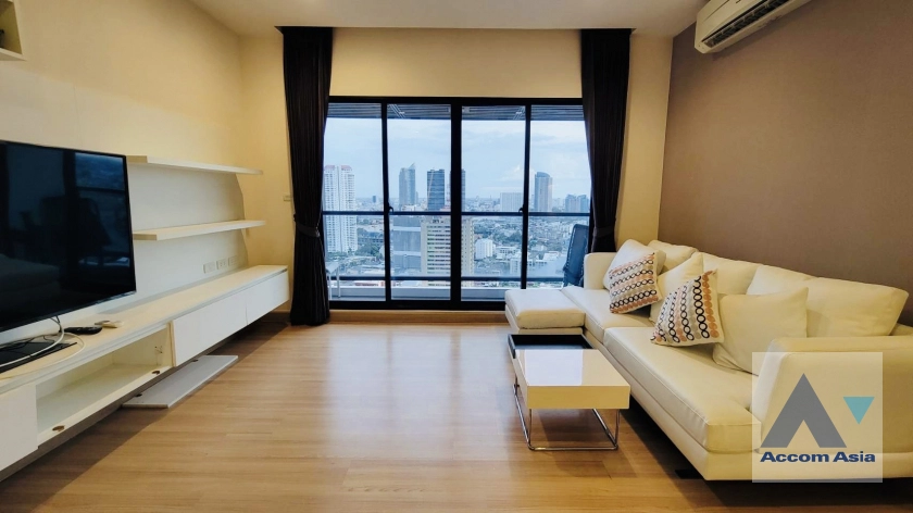 unitCorner Unit |  2 Bedrooms  Condominium For Rent in Charoen Nakhon, Bangkok  near BTS Krung Thon Buri (AA44550)