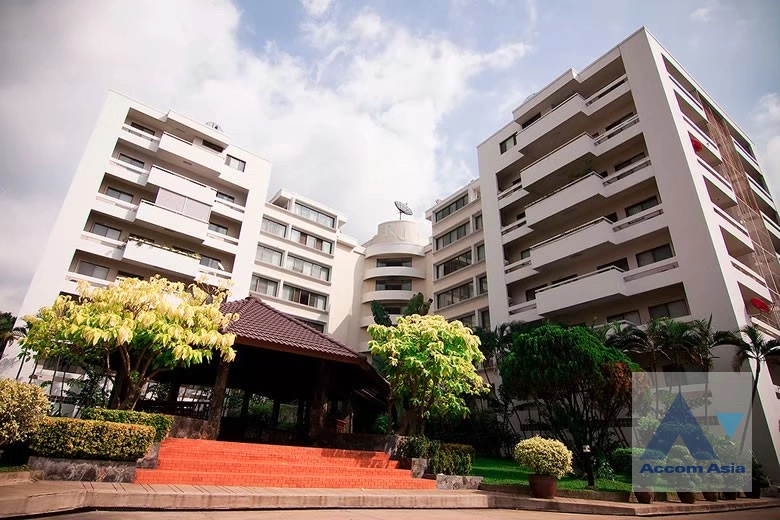  Heart of Phaya Thai Apartment  4 Bedroom for Sale & Rent BTS Saphan-Kwai in Phaholyothin Bangkok