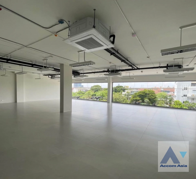 unitOffice |  Building For Rent in Pattanakarn, Bangkok  (AA44555)