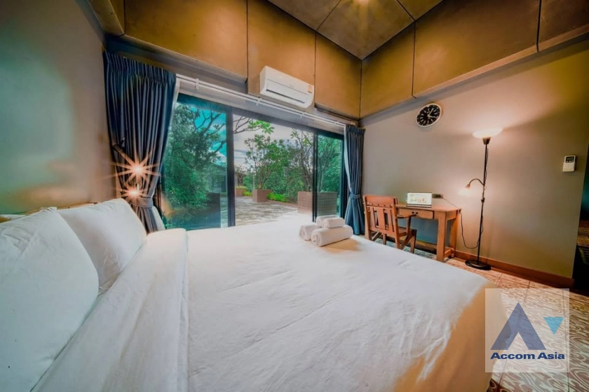 8  6 br House For Rent in Sukhumvit ,Bangkok BTS Phrom Phong AA44558