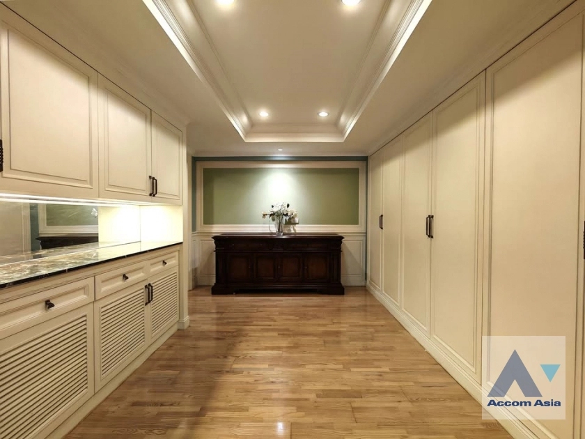 12  2 br Condominium for rent and sale in Ploenchit ,Bangkok BTS Ploenchit at La Maison Ruamrudee AA44559