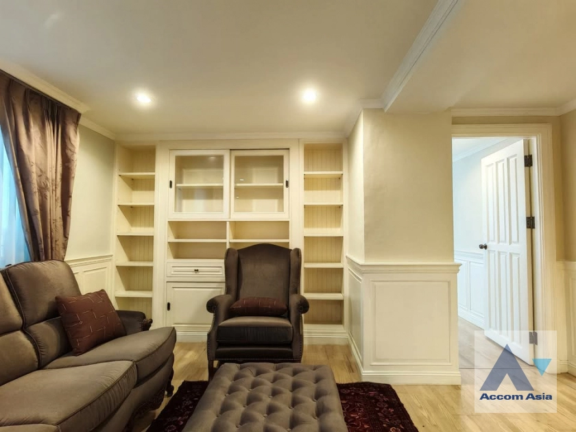 unit 2 Bedrooms  Condominium For Rent & Sale in Ploenchit, Bangkok  near BTS Ploenchit (AA44559)